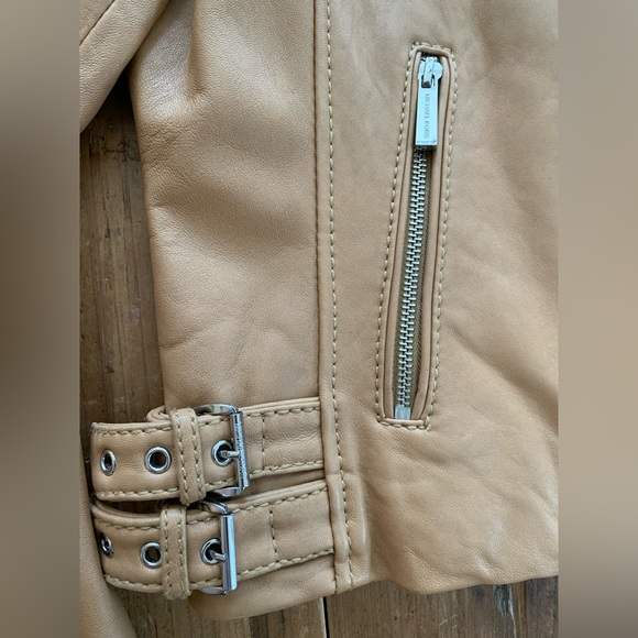 Michael Kors Beige Leather Jacket, Sz M - Picture 9 of 16
